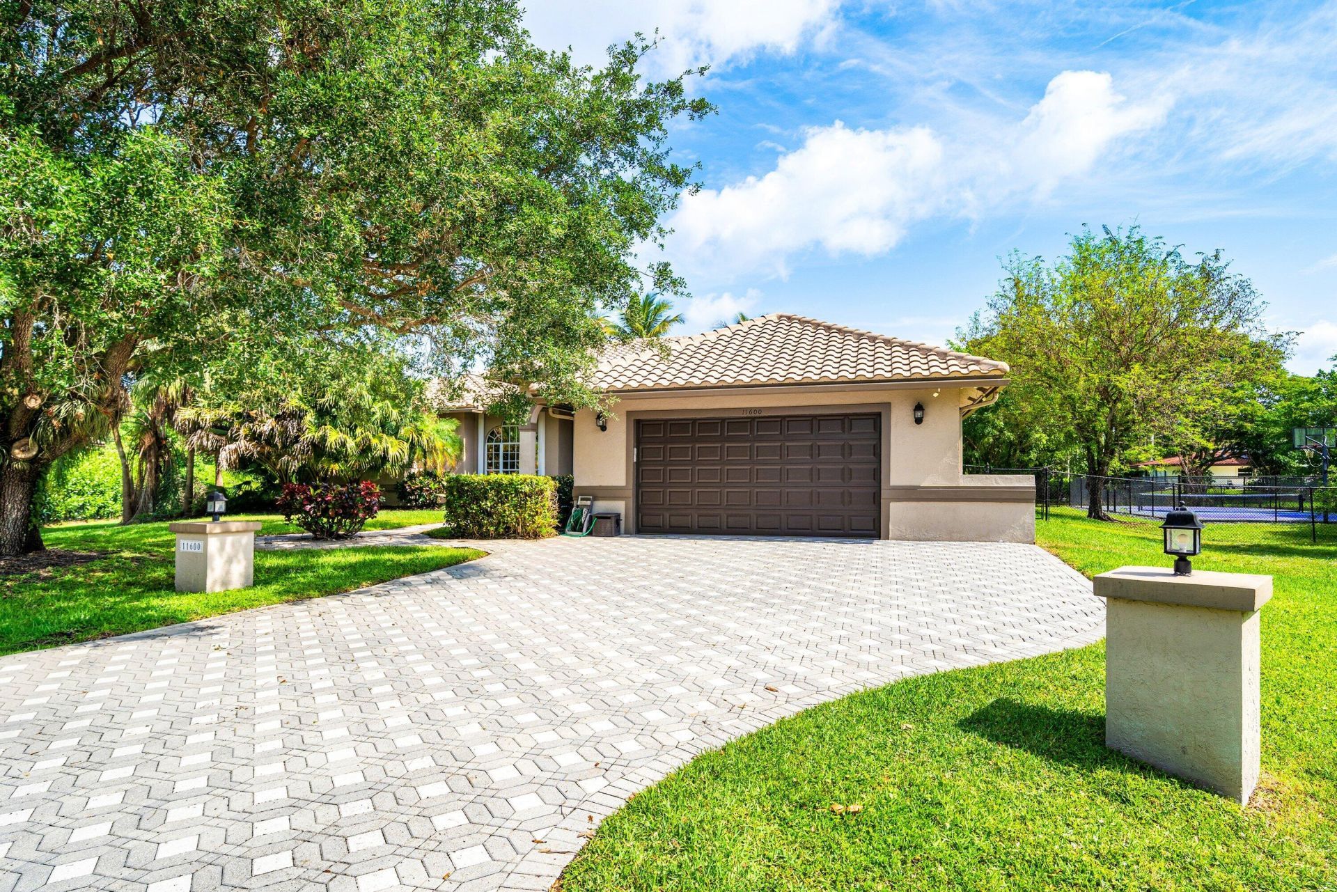 11600 NW 5th Street, Plantation, FL 33325 Photo