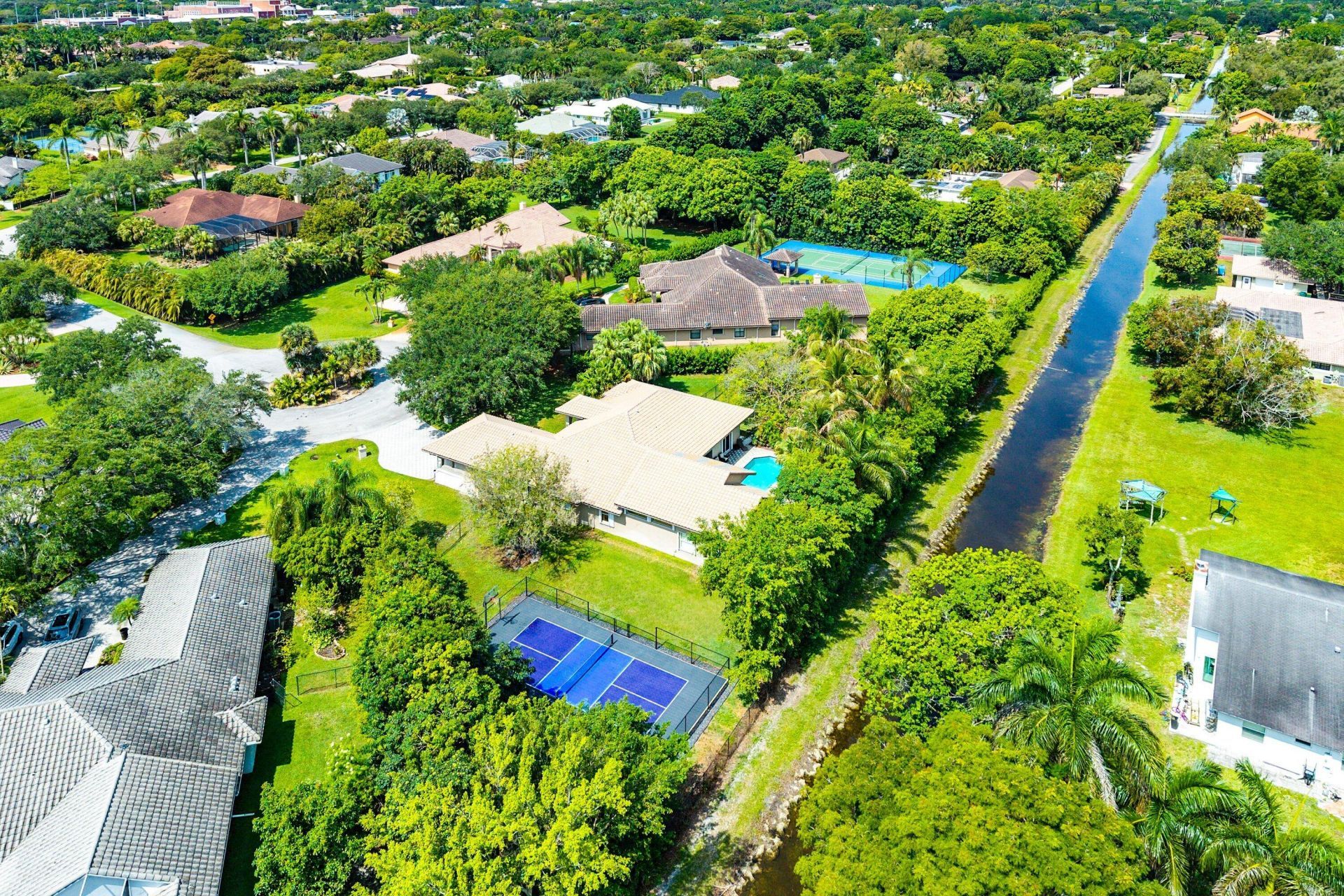 11600 NW 5th Street, Plantation, FL 33325 Photo