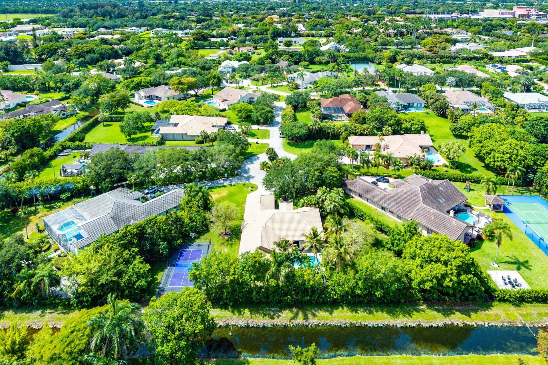 11600 NW 5th Street, Plantation, FL 33325 Photo