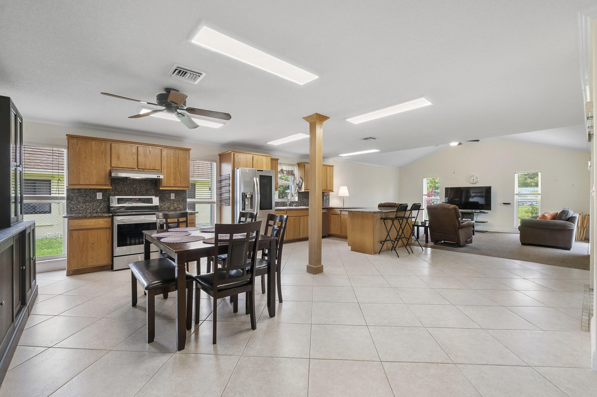 1320 NW 76th Avenue, Plantation, FL 33322 Photo