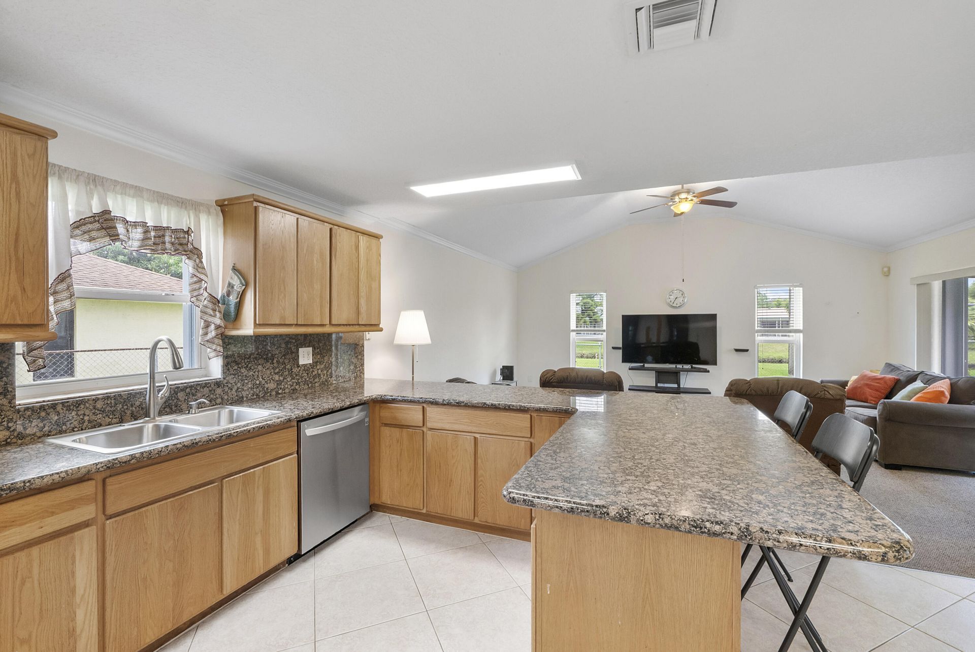 1320 NW 76th Avenue, Plantation, FL 33322 Photo