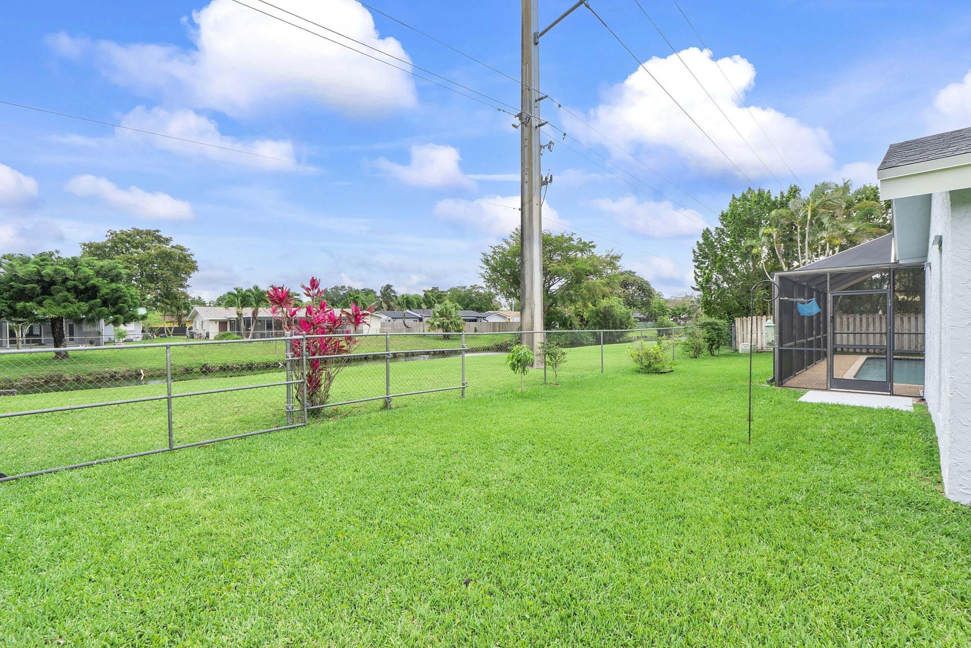 1320 NW 76th Avenue, Plantation, FL 33322 Photo