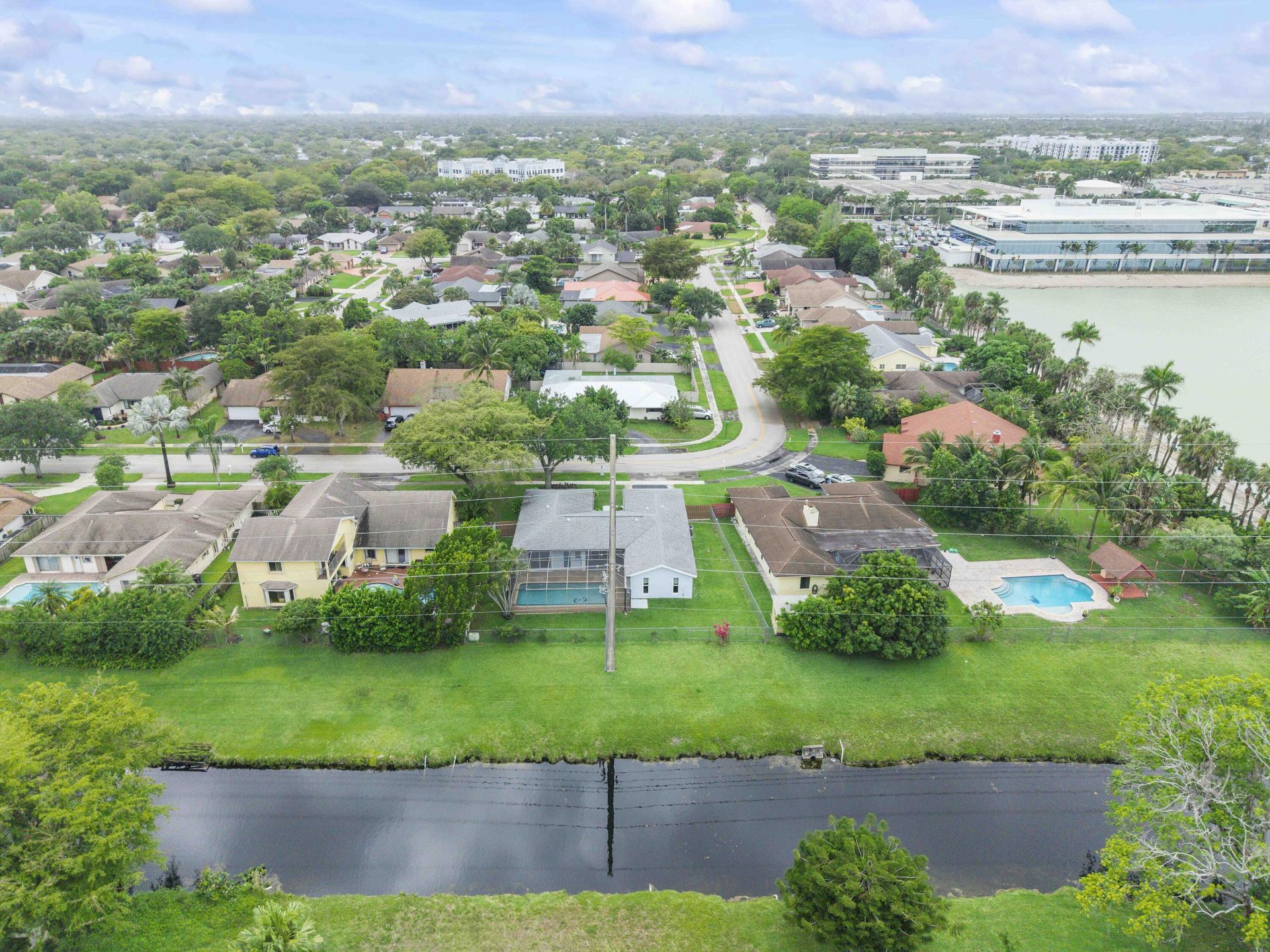 1320 NW 76th Avenue, Plantation, FL 33322 Photo
