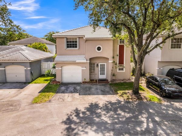 9855 NW 2nd Court, Plantation, FL 33324
