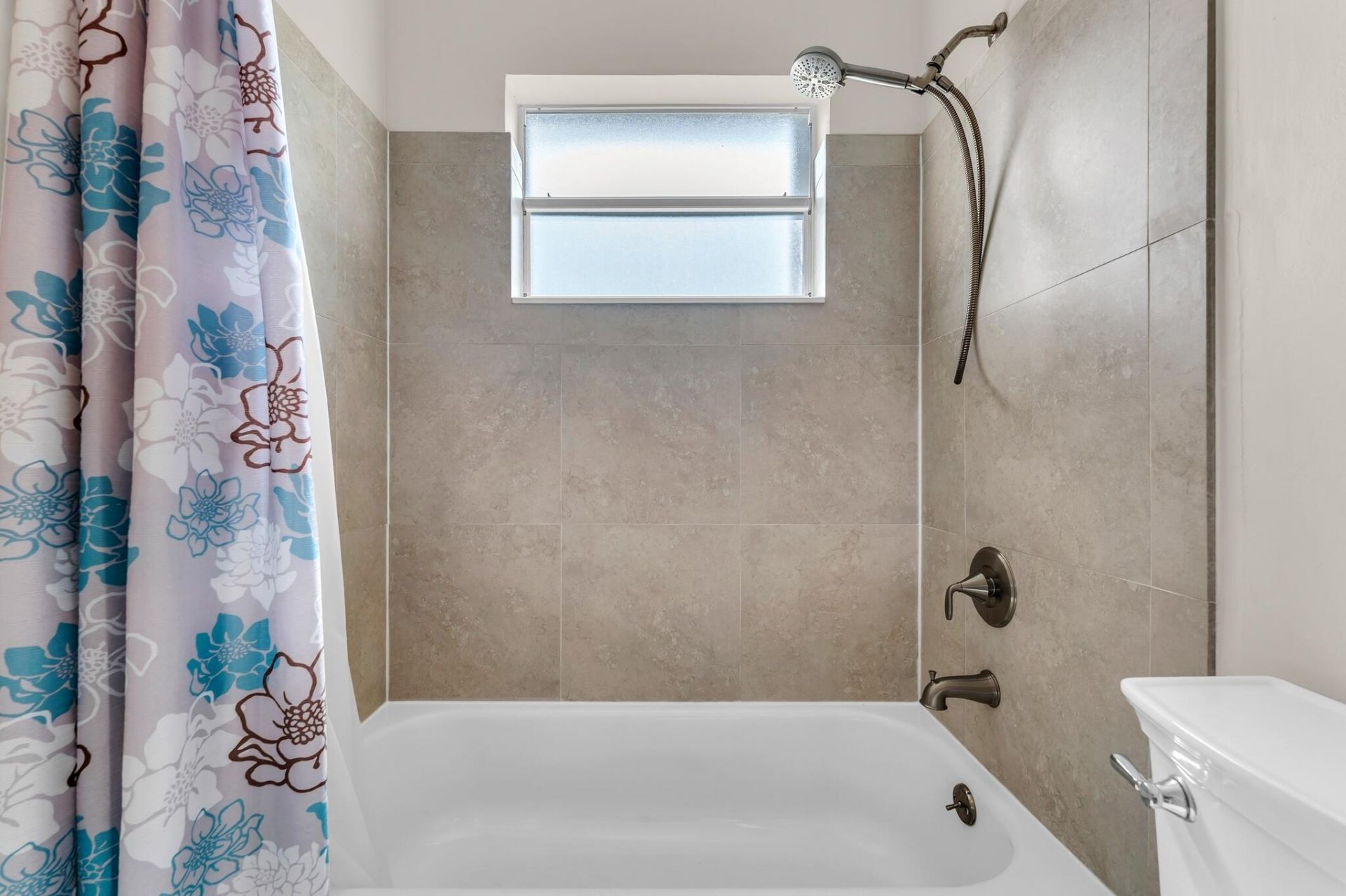 9855 NW 2nd Court, Plantation, FL 33324 Photo