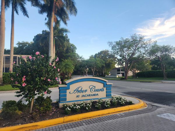 515 NW 98th Avenue NW, Unit 515, Plantation, FL 33324