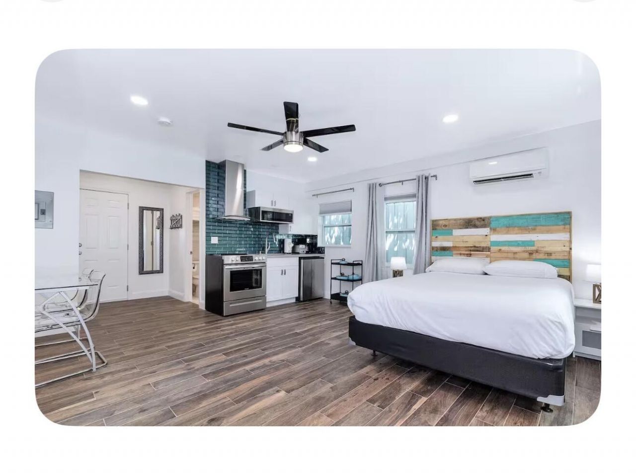 700 NE 17th Way, Fort Lauderdale, FL 33304 Photo