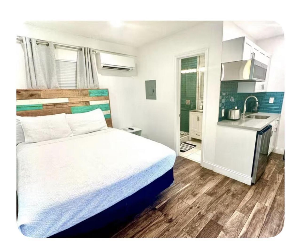 700 NE 17th Way, Fort Lauderdale, FL 33304 Photo