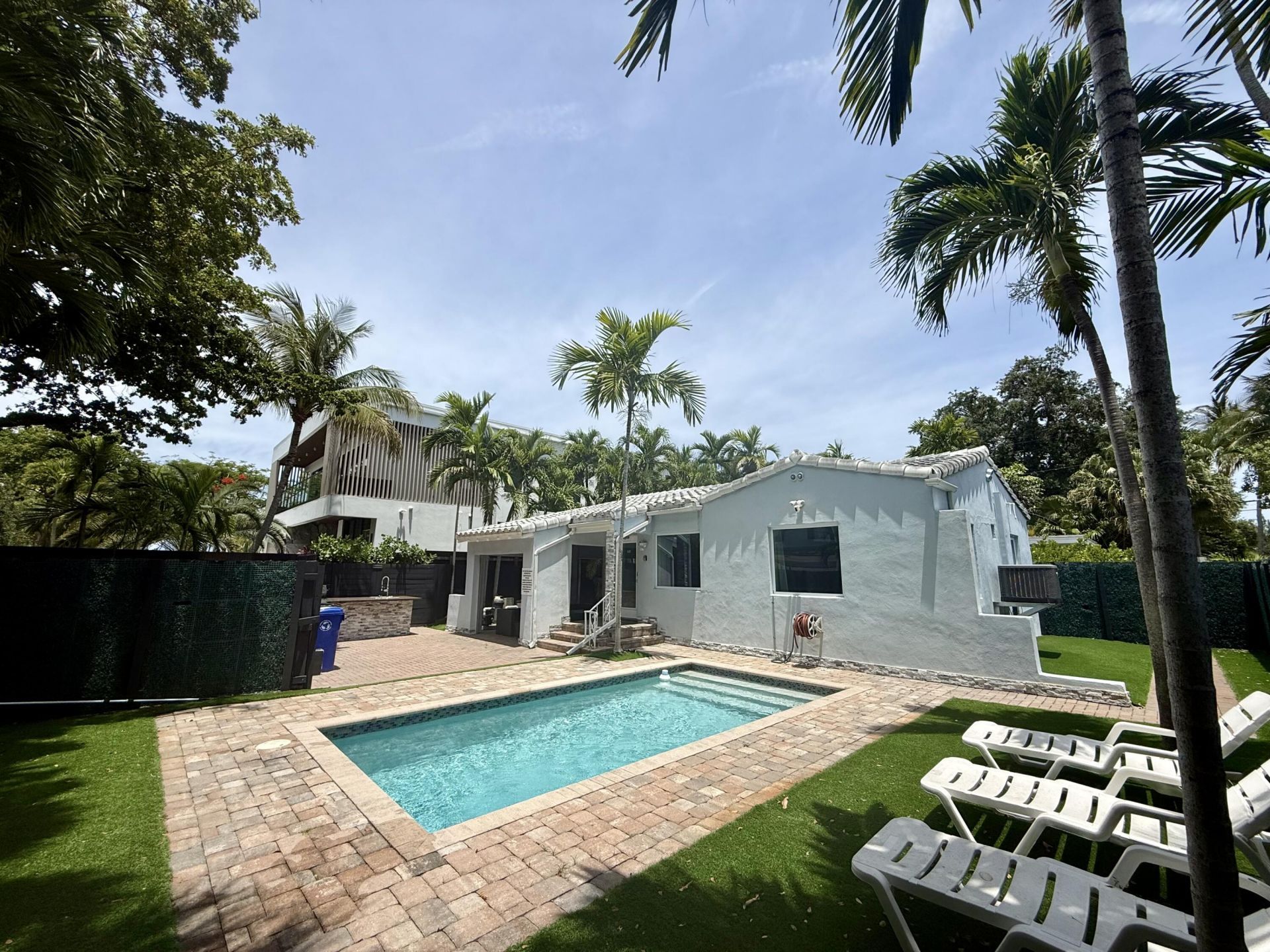 700 NE 17th Way, Fort Lauderdale, FL 33304 Photo