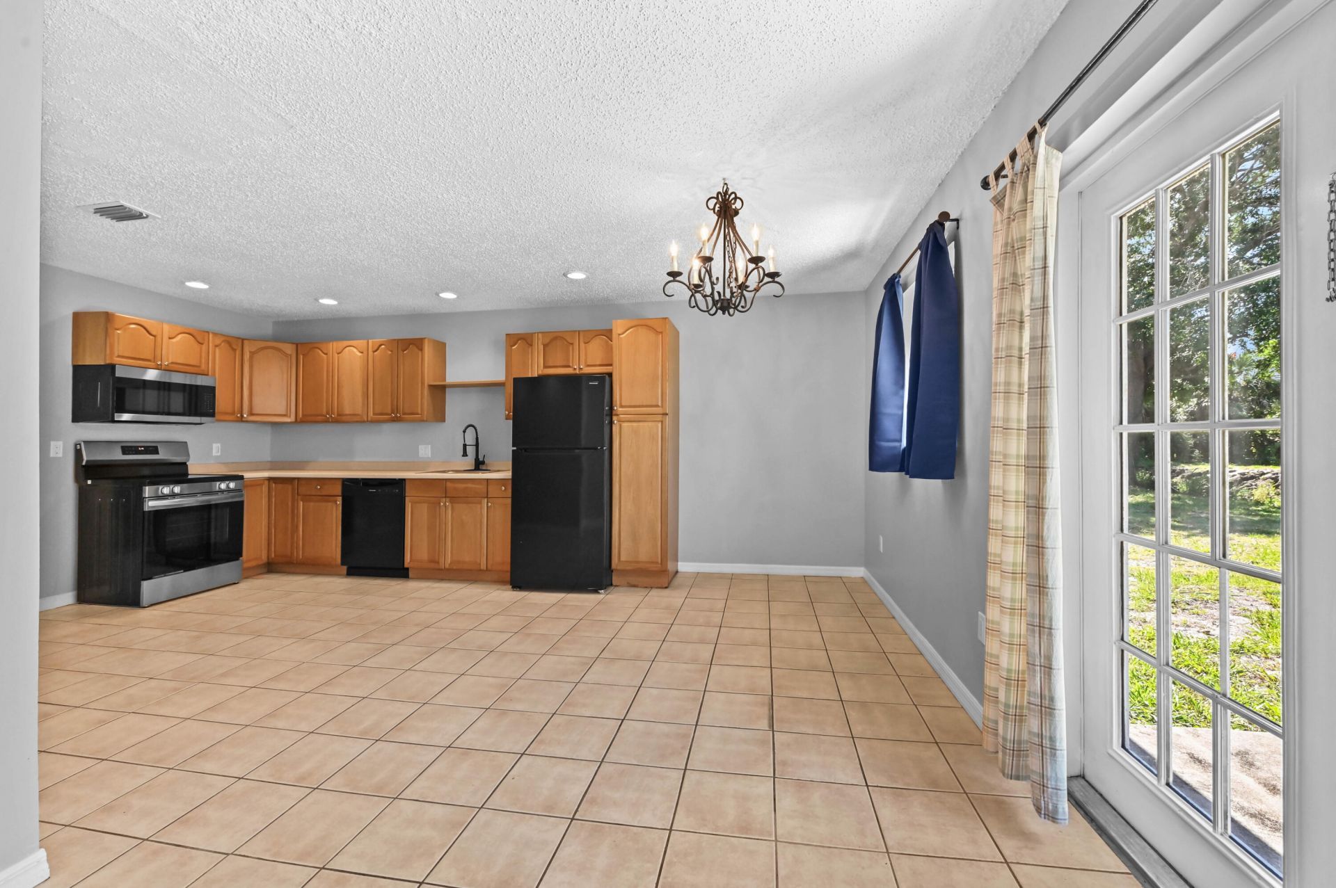 4548 SE Salvatori Road, Stuart, FL 34997 Photo