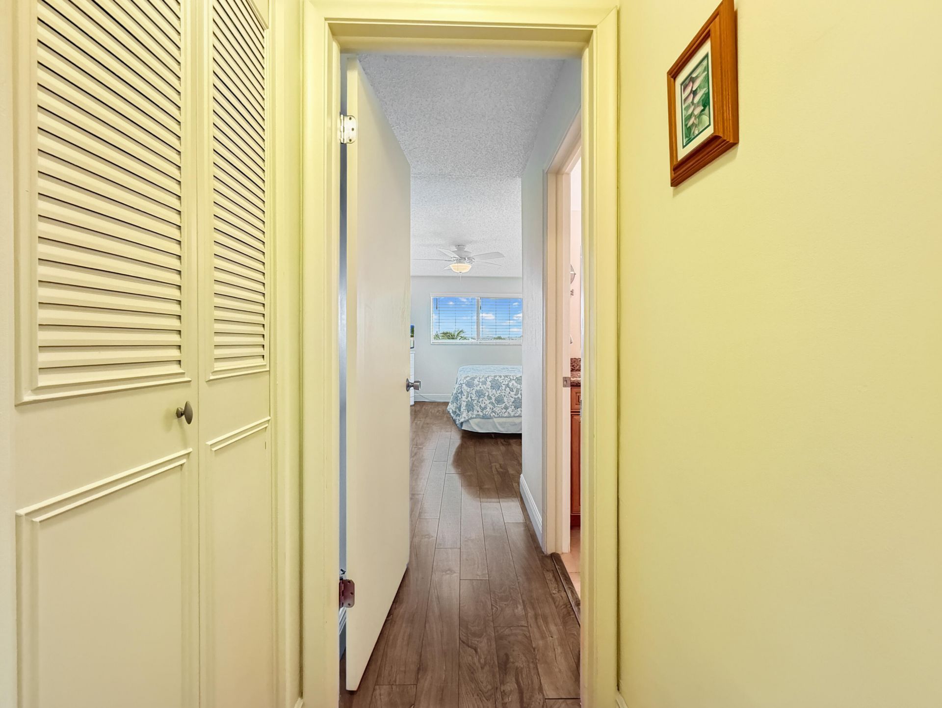 8 Colonial Club Drive, Unit 303, Boynton Beach, FL 33435 Photo