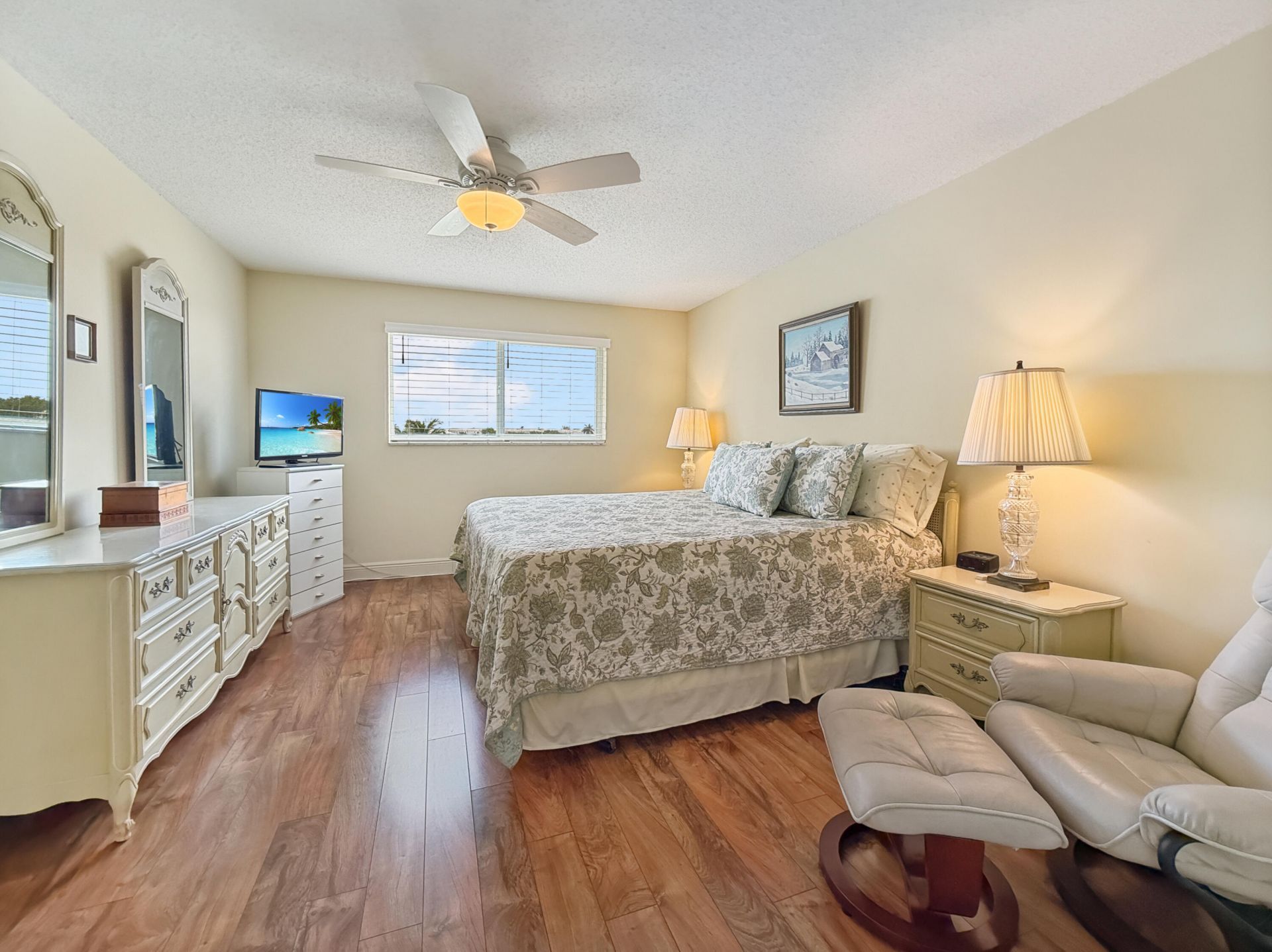 8 Colonial Club Drive, Unit 303, Boynton Beach, FL 33435 Photo