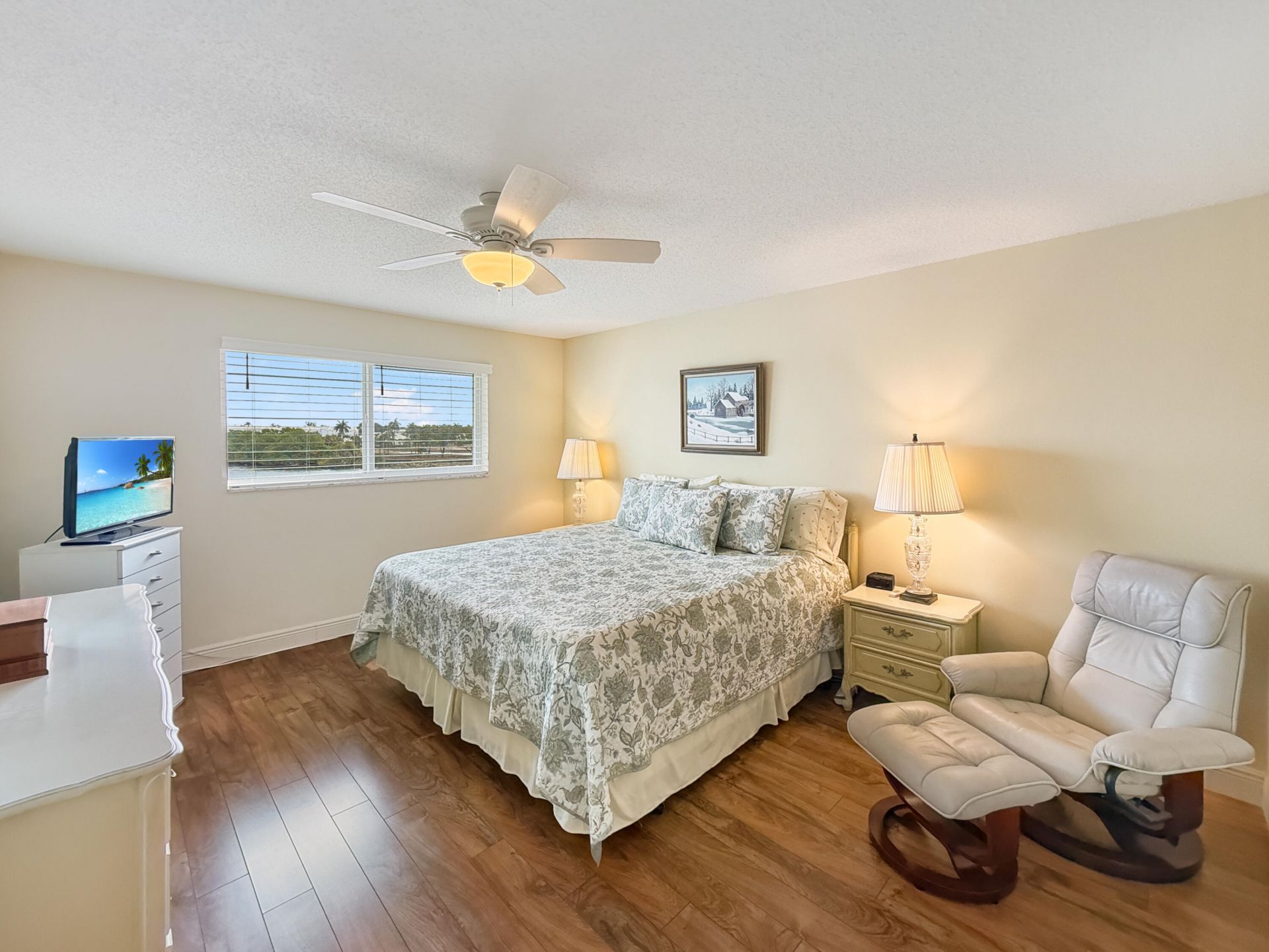 8 Colonial Club Drive, Unit 303, Boynton Beach, FL 33435 Photo