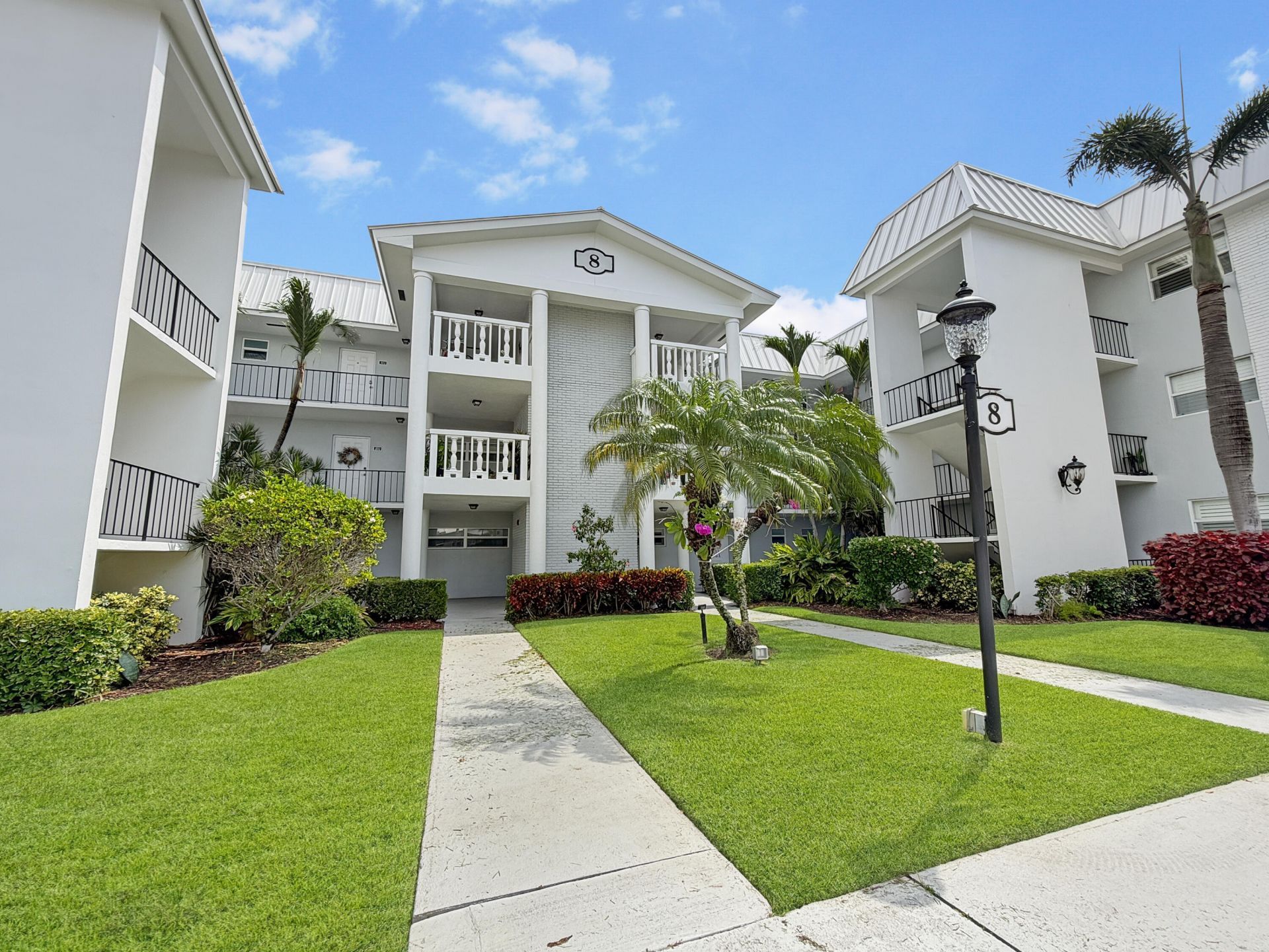 8 Colonial Club Drive, Unit 303, Boynton Beach, FL 33435 Photo