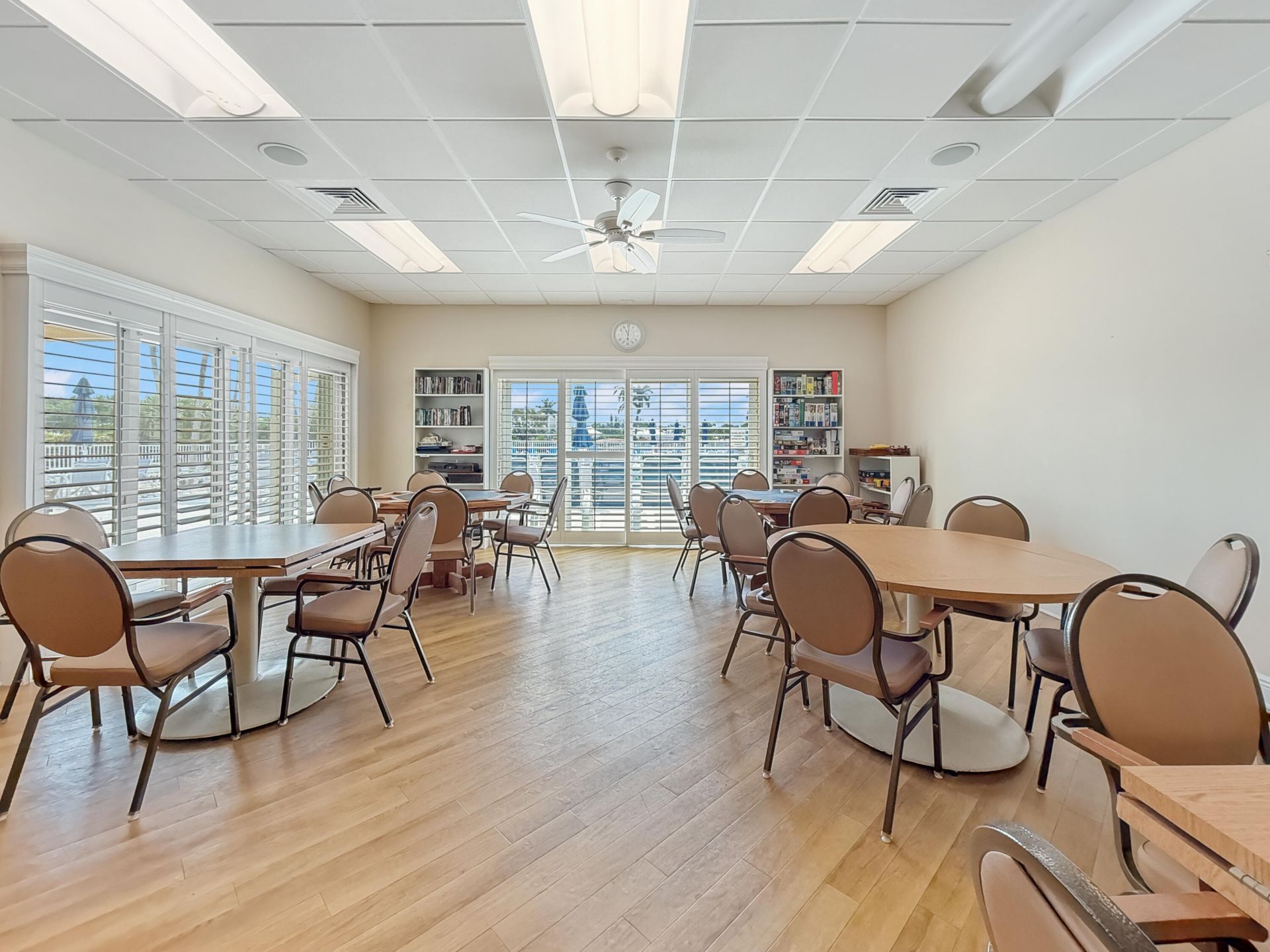 8 Colonial Club Drive, Unit 303, Boynton Beach, FL 33435 Photo