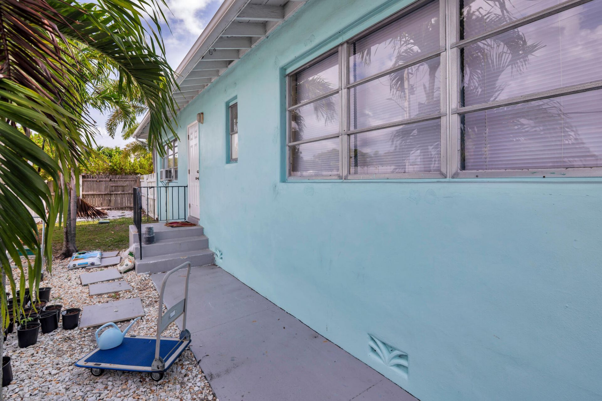 258 Conniston Road, West Palm Beach, FL 33405 Photo