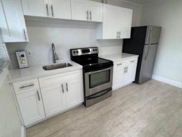 1325 NE 5th Terrace, Unit 1, Fort Lauderdale, FL 33394