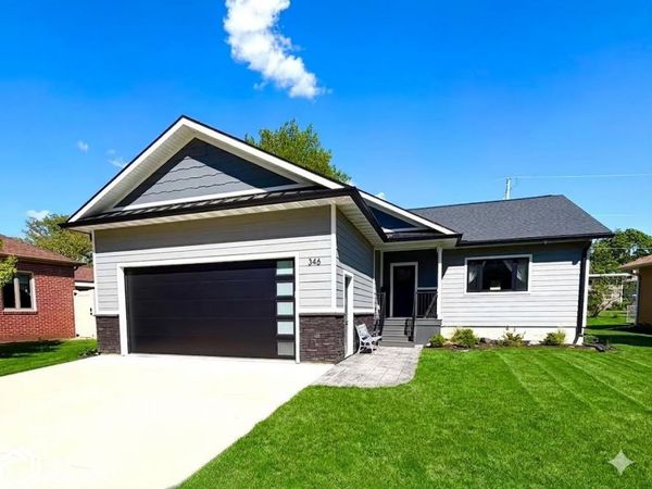 346 Sarah Avenue, Iowa Falls, IA 50126