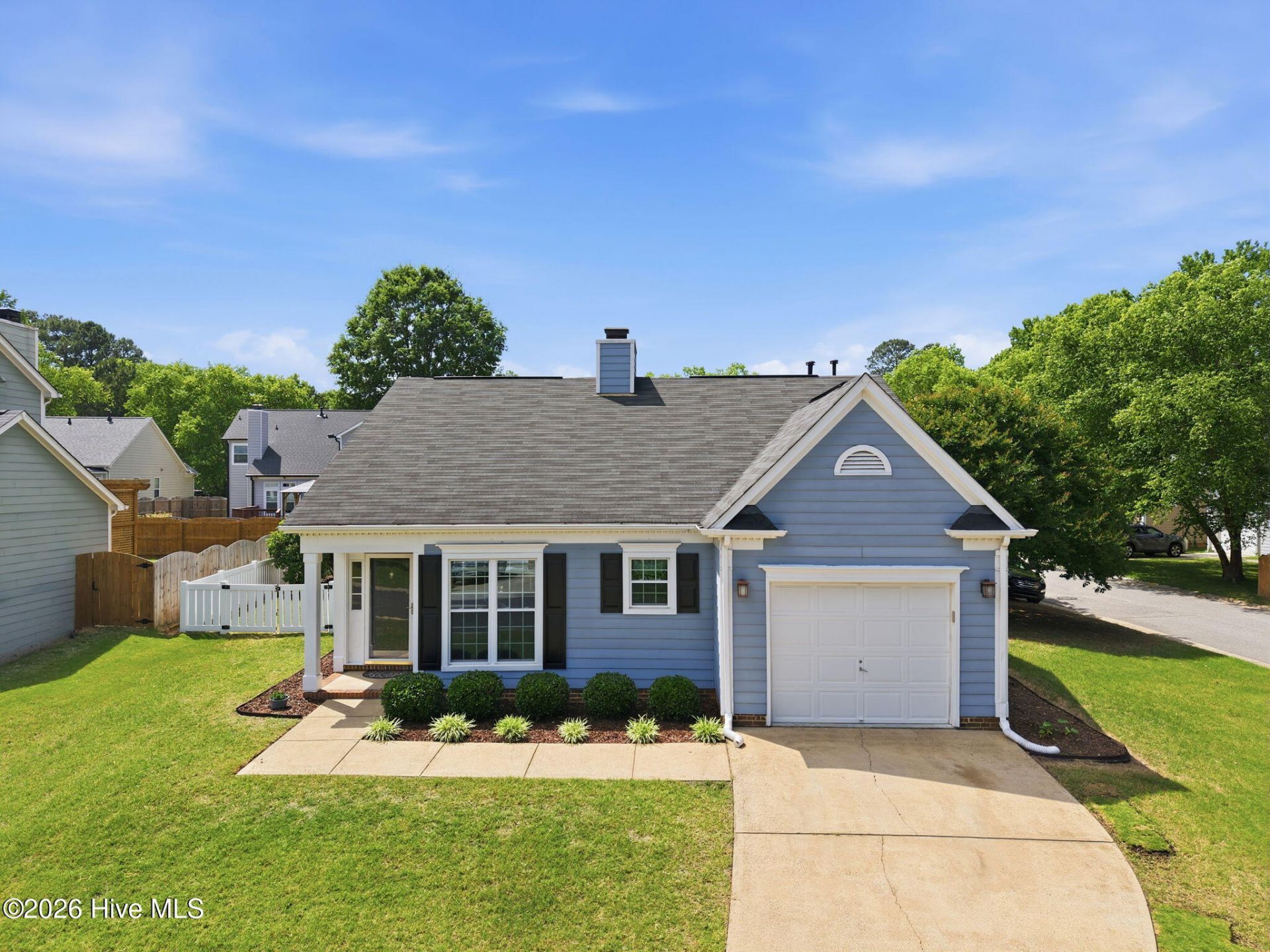917 Starkland Way, Holly Springs, NC 27540 Main Photo