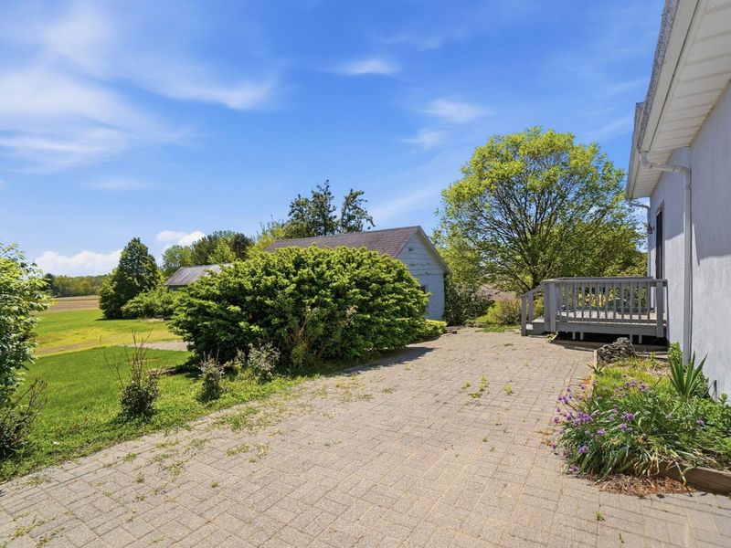10353 Old Columbus Road, South Vienna, OH 45369 Photo 10