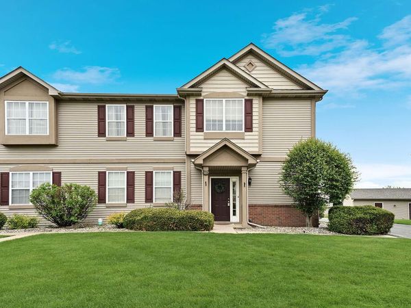 1159 Auburn Meadow Lane, Schererville, IN 46375