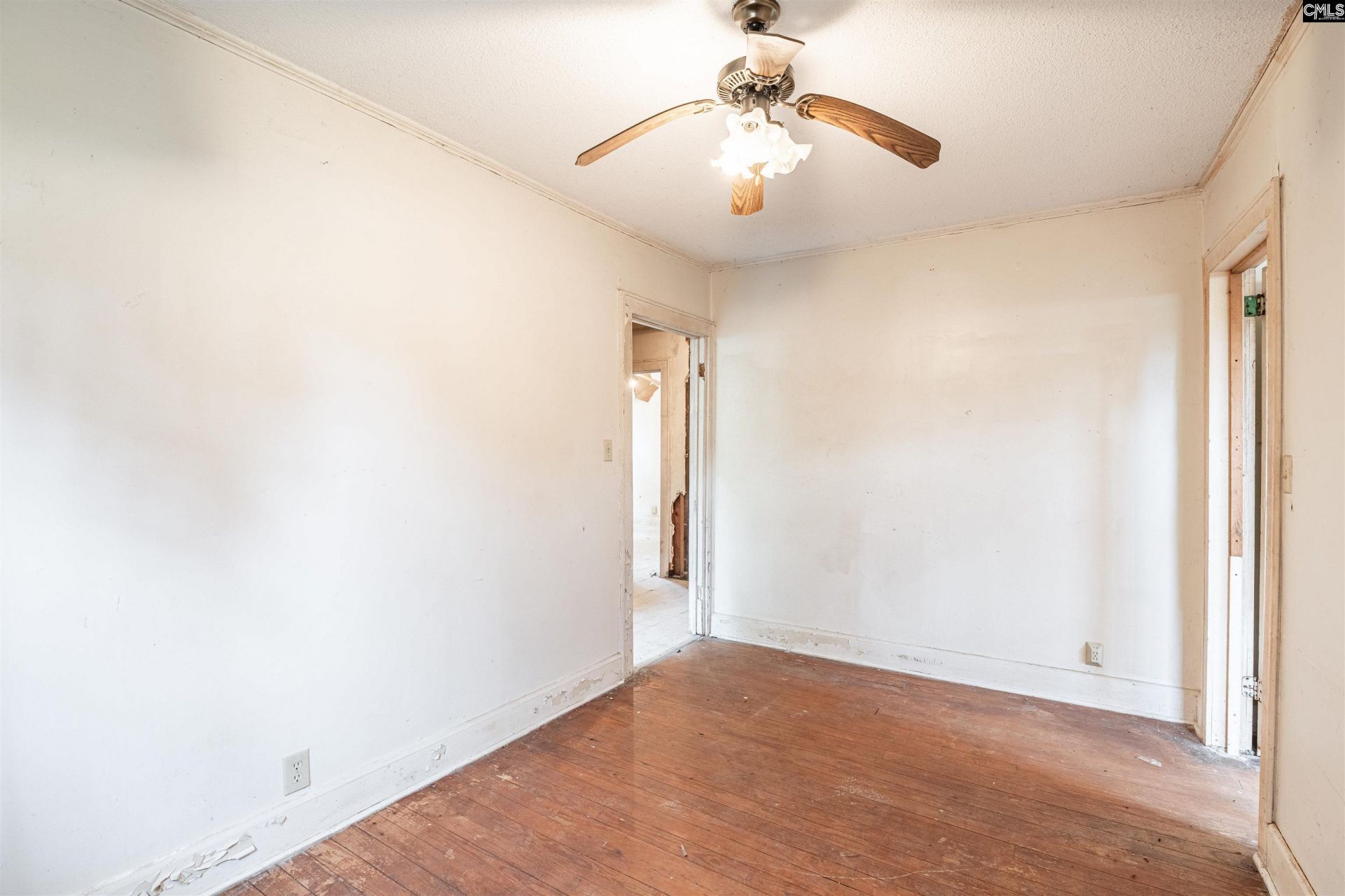 4604 Ridgewood Avenue  Photo 6