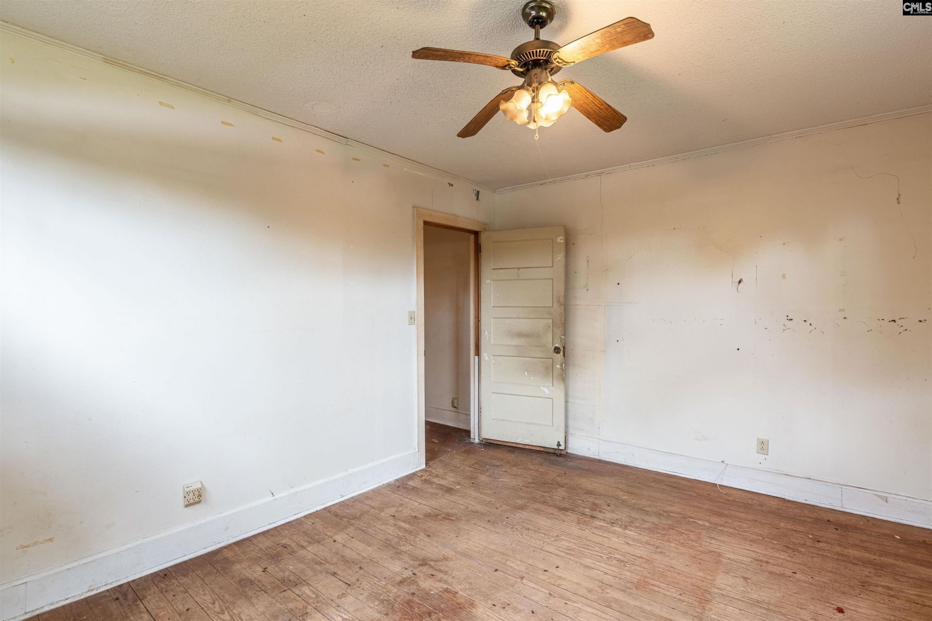 4604 Ridgewood Avenue  Photo 9