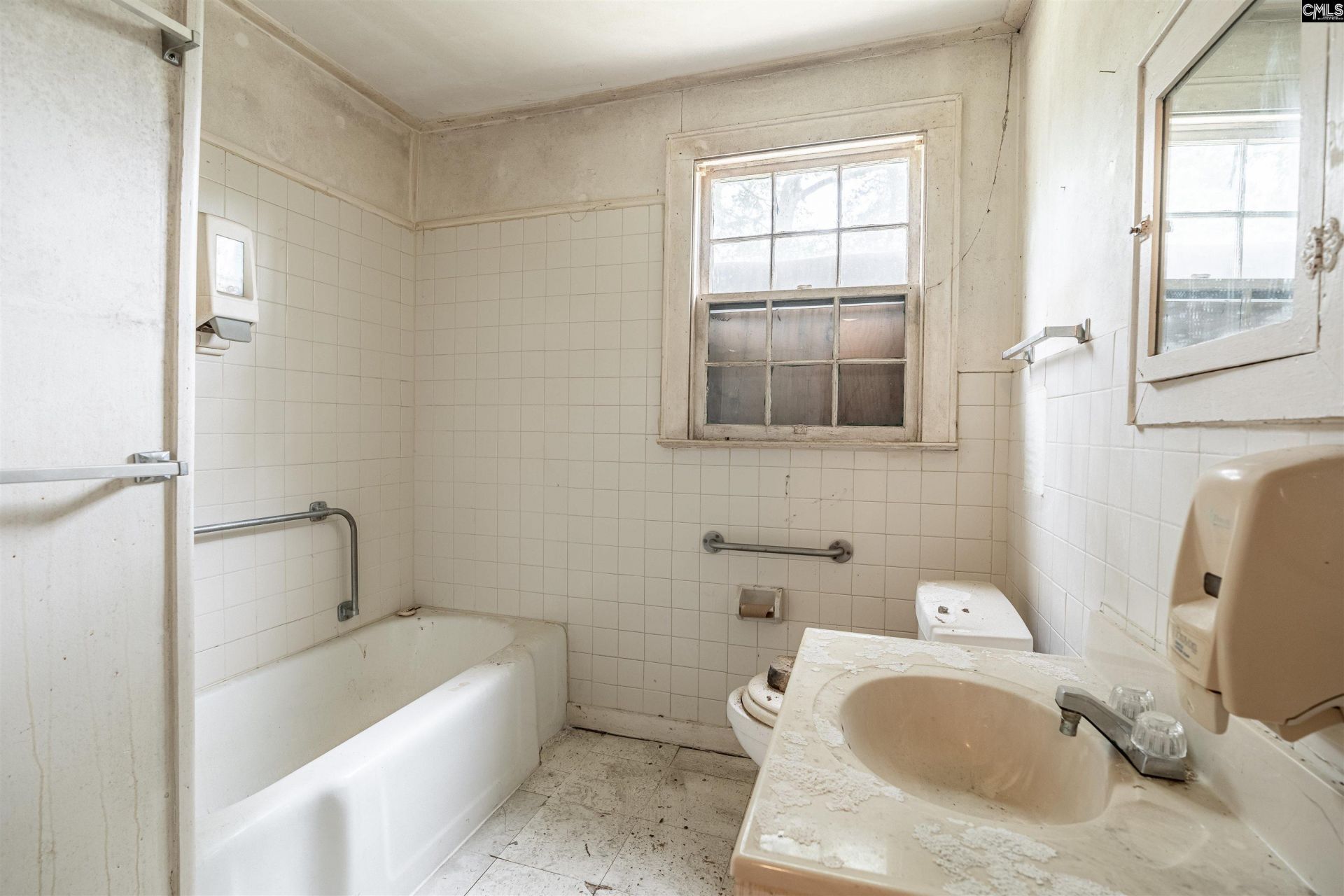 4604 Ridgewood Avenue  Photo 14