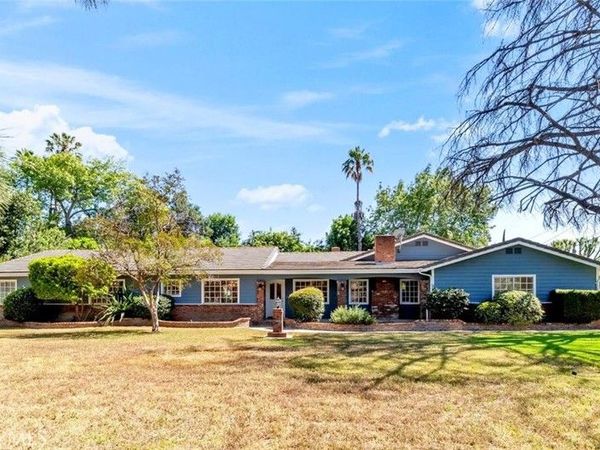 17082 Parthenia, Sherwood Forest, CA 91325