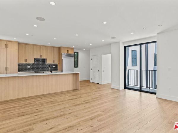 5539 Tova Drive, Sherman Oaks, CA 91411