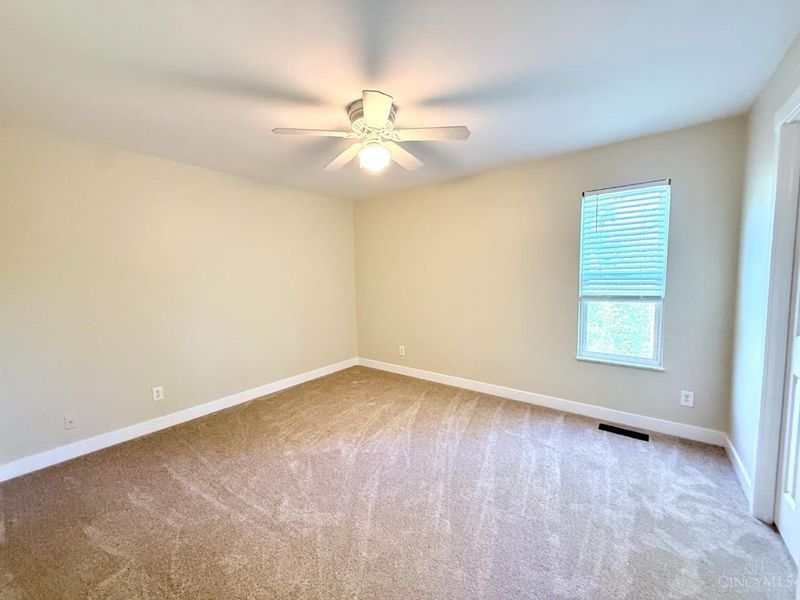 821 Allenwood Court, Delhi Twp, OH 45238 Photo 9