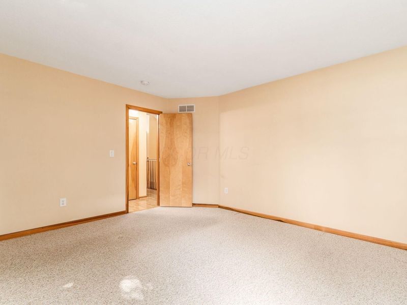 6993 Greensview Village Drive, Canal Winchester, OH 43110 Photo 21