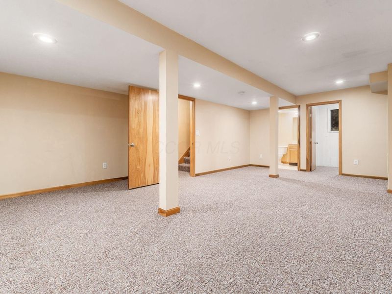 6993 Greensview Village Drive, Canal Winchester, OH 43110 Photo 27