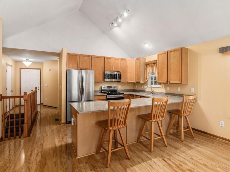 6993 Greensview Village Drive, Canal Winchester, OH 43110 Photo 8