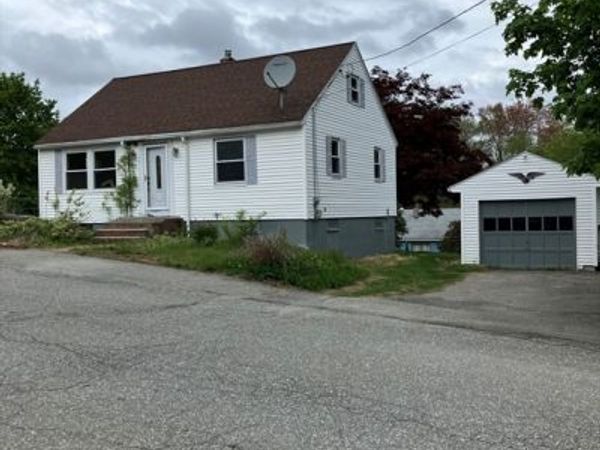 16 Newhill Rd, Methuen, MA 01844