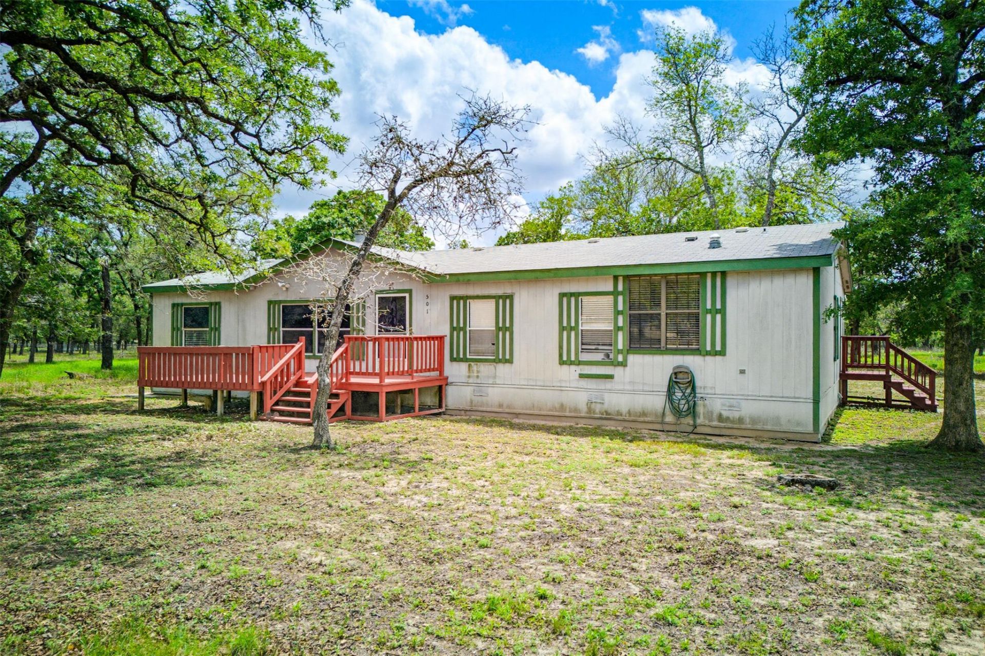 501 Turkey Tree Trl , Seguin, TX 78155 Main Photo
