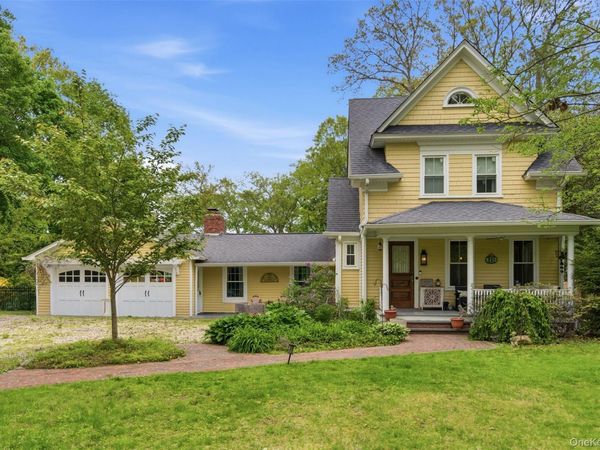 32 Timberline Drive , Huntington, NY 11743