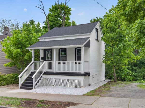152 N Clinton Street , Poughkeepsie, NY 12601