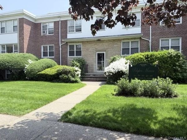 22 Keogh Lane , Unit 1A, New Rochelle, NY 10805