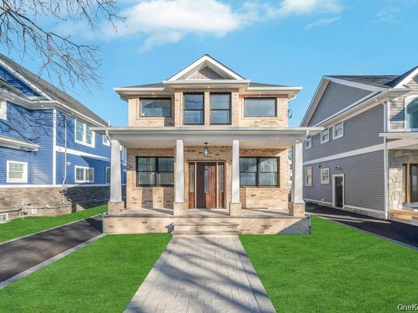 143 Emerson Avenue , Floral Park, NY 11001