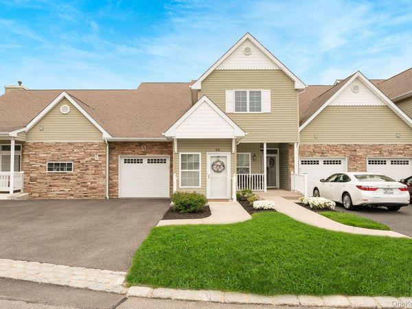 98 Andrew Drive , Mount Sinai, NY 11766