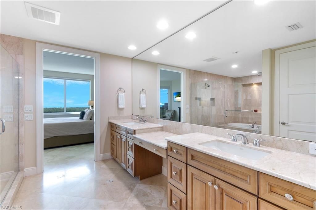 265 Indies Way, Unit 904, Naples, FL 34110 Photo