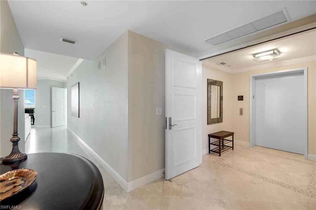 265 Indies Way, Unit 904, Naples, FL 34110 Photo