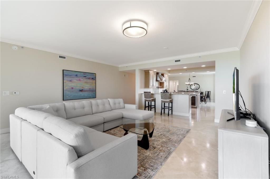 265 Indies Way, Unit 904, Naples, FL 34110 Photo