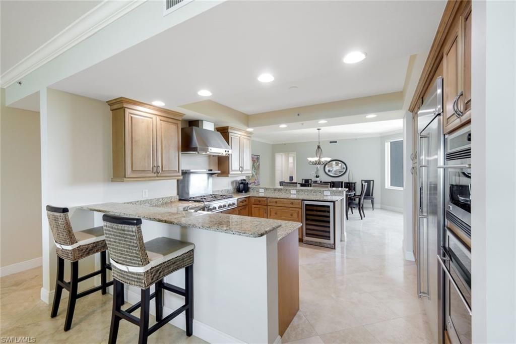 265 Indies Way, Unit 904, Naples, FL 34110 Photo