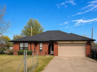 7300 Bob Hanger Street, Fort Worth, TX 76179