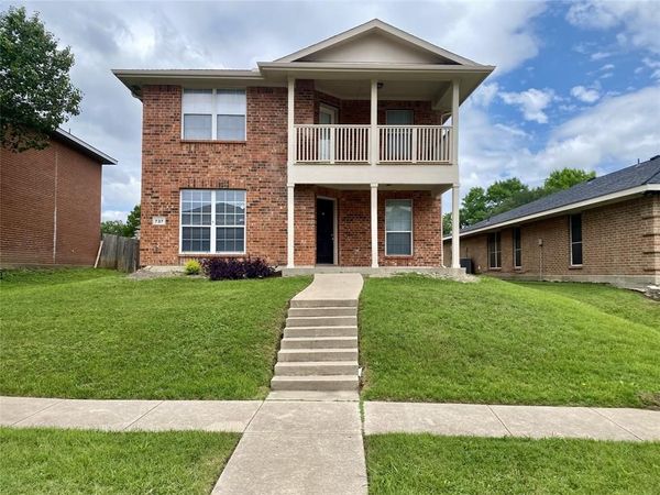 737 Eldorado Drive, DeSoto, TX 75115