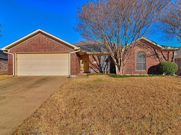 2314 Charleston Drive, Mansfield, TX 76063