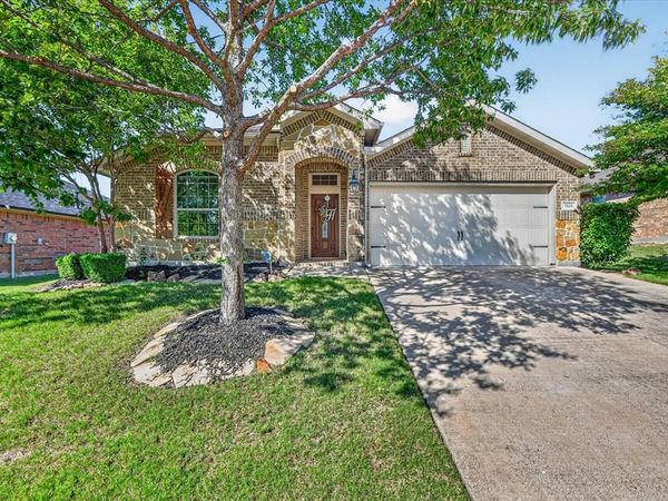 1328 Wysteria Lane , Burleson, TX 76028