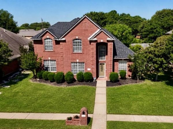 1808 Lacey Oak Lane, Keller, TX 76248